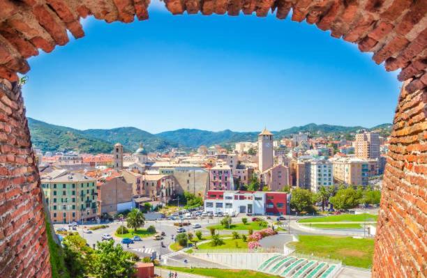 The Dream Apartment 100 M Dal Mare Savona Exteriör bild